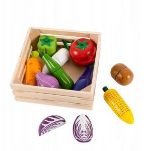 Fa szett zöldség szeleteléshez + kosár | 10 db, didaktikai játék gyerekeknek, kiváló kiegészítője a gyermekkonyháknak, megtanulják felismerni a zöldségeket és azok színeit.