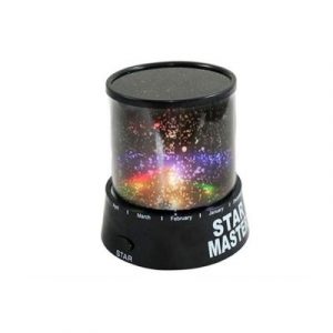 STAR MASTER éjszakai égbolt projektor fekete - gyönyörű, egyedi fénymintákat hoz létre, amelyek valódi csillagos felhőtlen eget utánoznak
