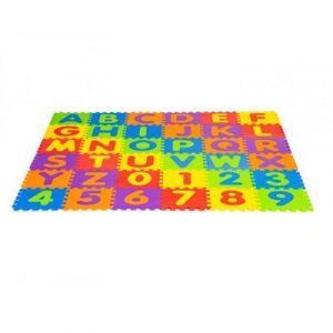 Habszivacs kirakótömb ábécével és számokkal 178x178cm - az elemekből puha kocka is készíthető a gyerekkel való játékhoz.