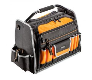 A NEO szerszámtáska 600 D poliészterből készült, ami garantálja a táska hosszú élettartamát. Külső és belső zsebekkel is rendelkezik.