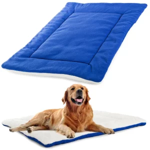 Ágy / matrac kutyának és macskának | A 70x53 cm-es kék puha és kellemes tapintású anyagból készült. Könnyű és tartós.