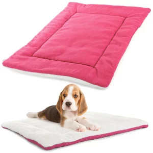 Ágy / matrac kutyának és macskának | Az 54x44 cm-es rózsaszín puha és kellemes tapintású anyagból készült. Könnyű és tartós.