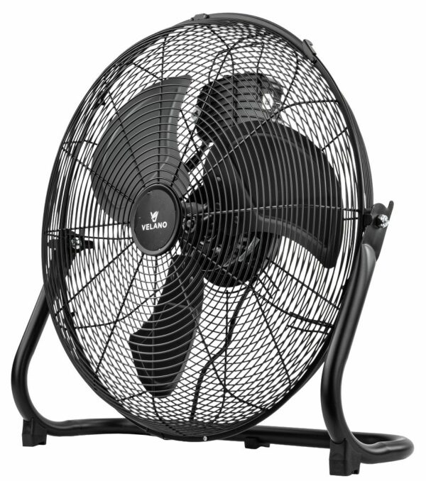 Padlóventilátor VELWEP0016, 100W, fekete | Velano nagy teljesítményt kínál nagyobb terek, például raktárak vagy gyártócsarnokok hatékony hűtéséhez.